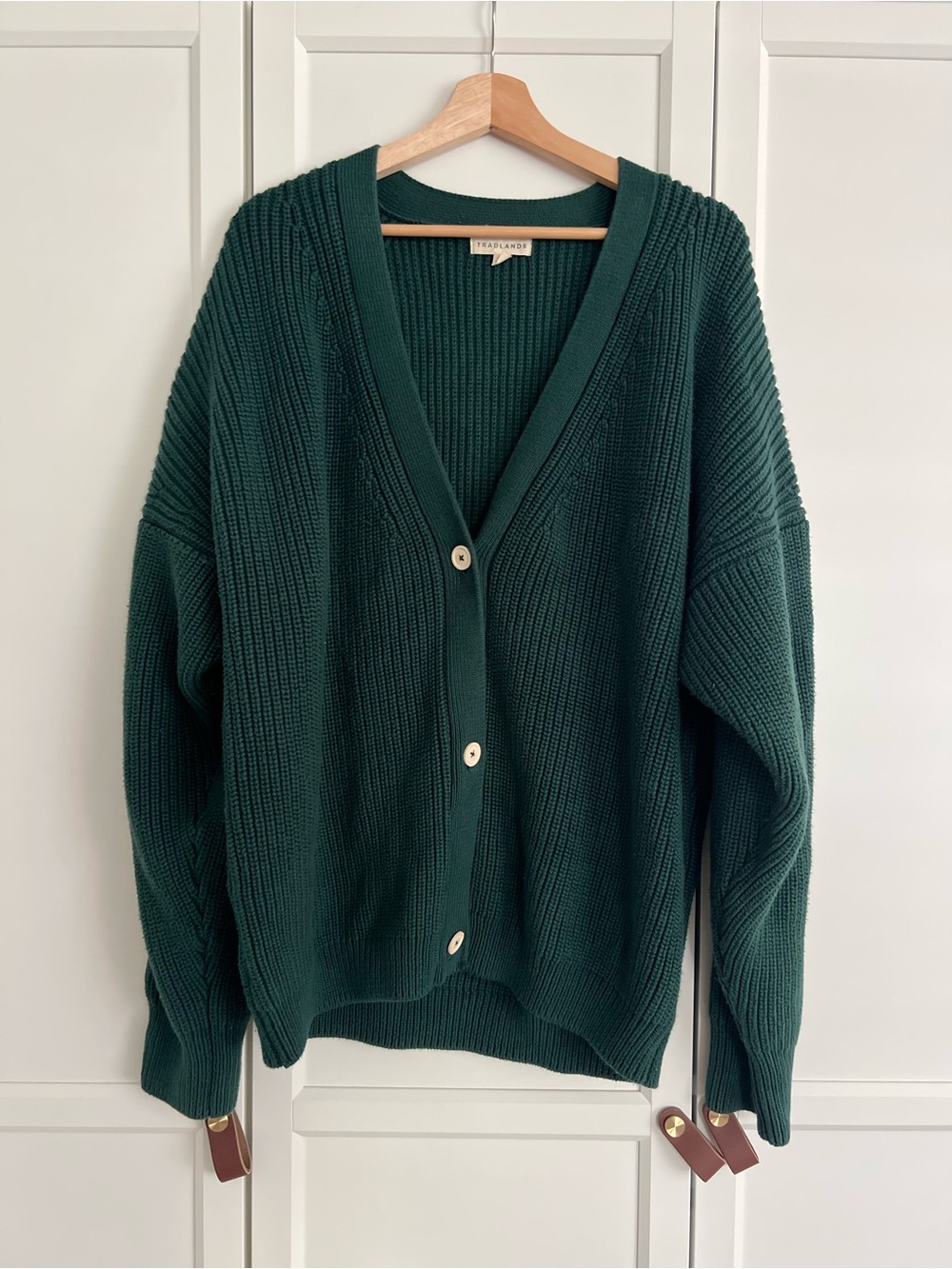 Tradlands Chunky Shelter Cotton Cardigan in Emerald